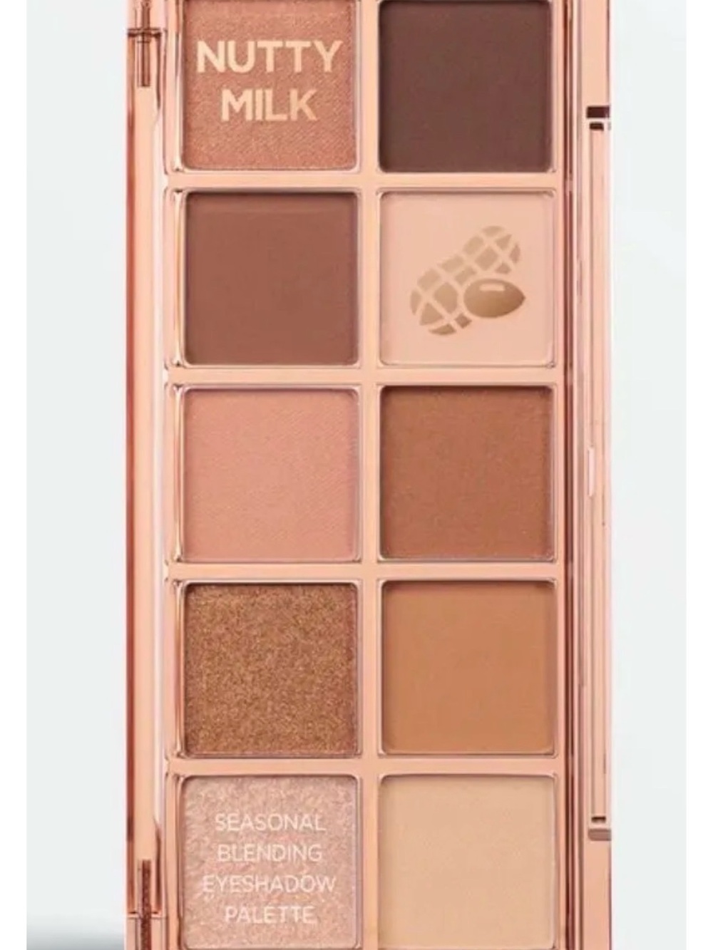 PEACH C Seasonal Blending Eyeshadow
Palette 05 Nutty Milk (6.4g)